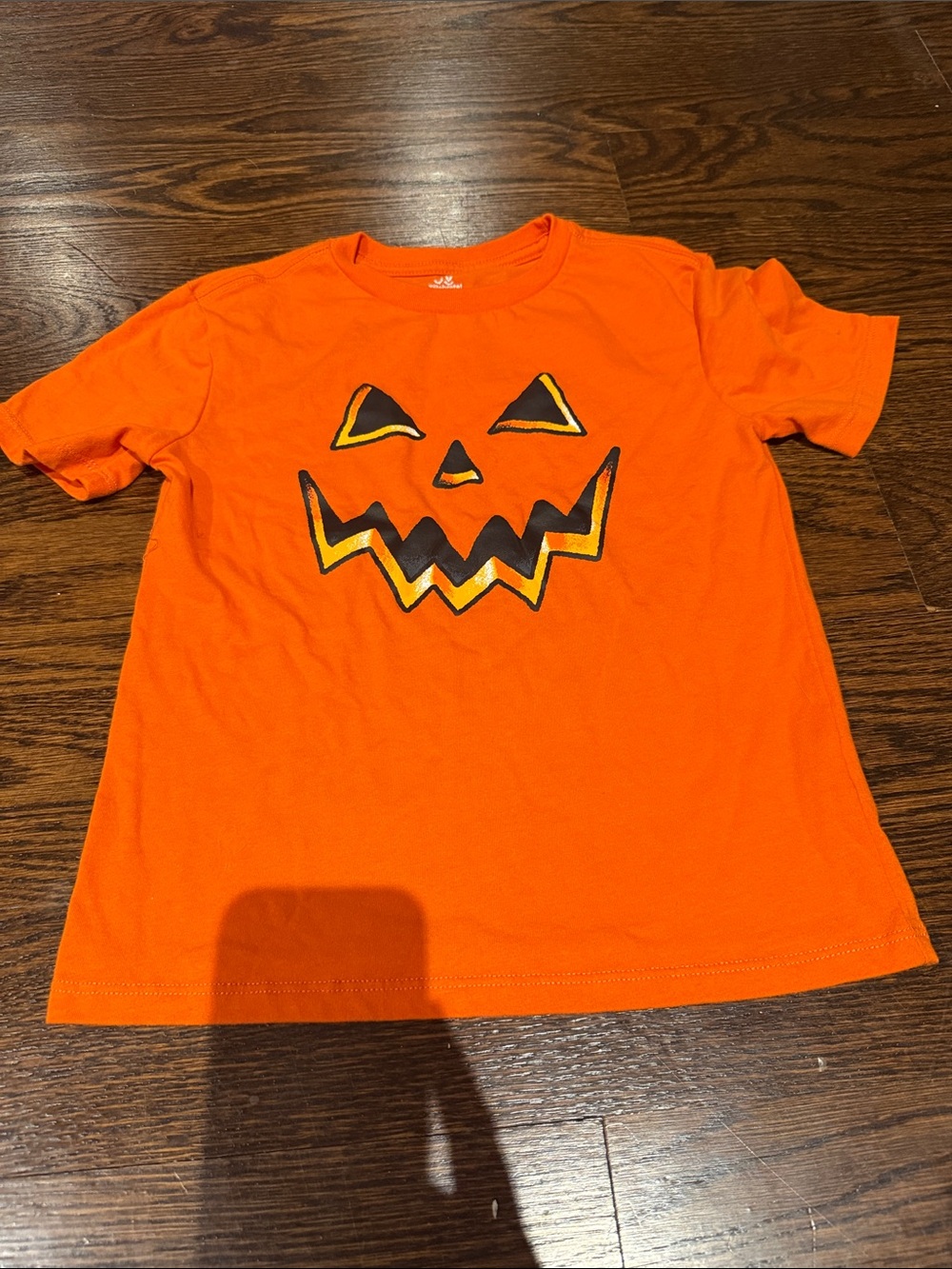 Kids Halloween T-shirt size small (6-7)